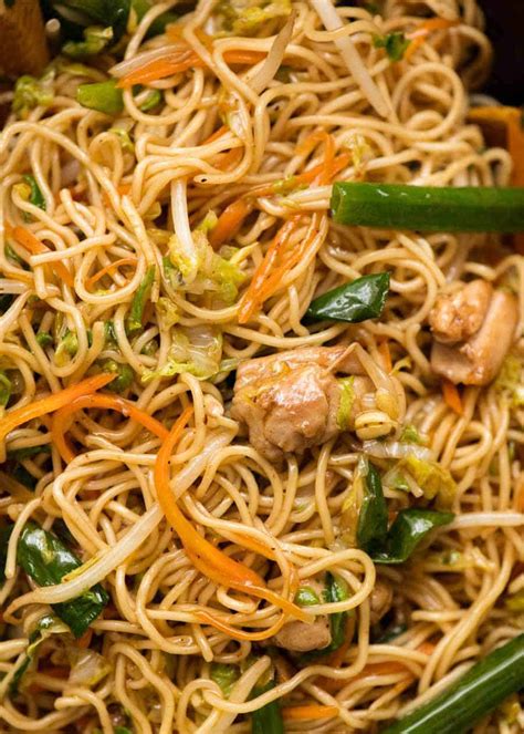How many carbs are in chow mein noodles - calories, carbs, nutrition