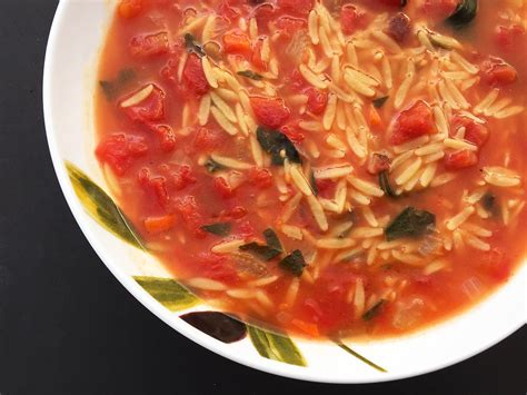 How many carbs are in chunky vegetable orzo soup 16 oz - calories, carbs, nutrition