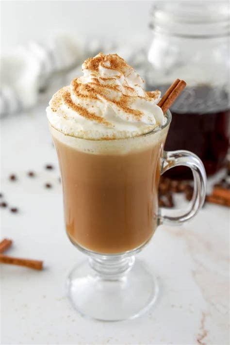 How many carbs are in cinnamon dolce latte - grande - soy milk - with whipped cream - calories, carbs, nutrition