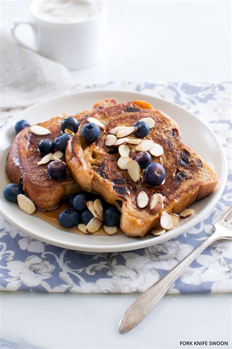 How many carbs are in cinnamon raisin french toast (1) - calories, carbs, nutrition