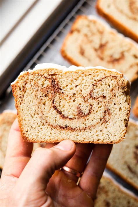 How many carbs are in cinnamon swirl bread - calories, carbs, nutrition