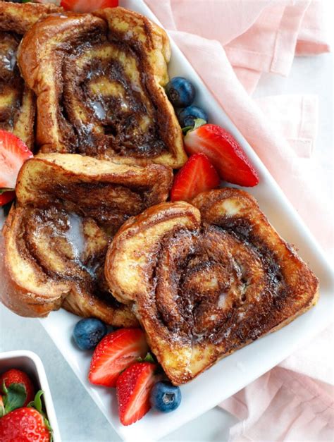 How many carbs are in cinnamon swirl toast - calories, carbs, nutrition