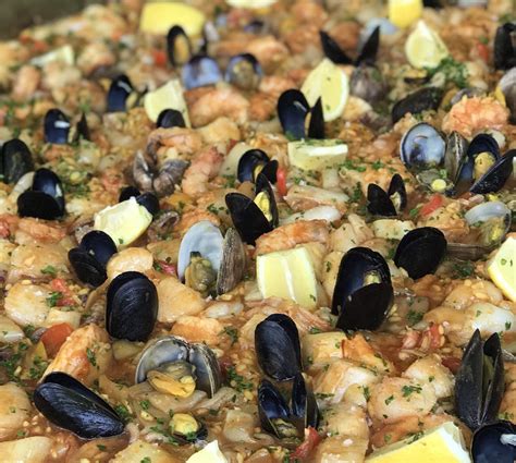 How many carbs are in cioppino paella saffron - calories, carbs, nutrition