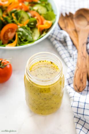 How many carbs are in classis vinaigrette salad dressing - calories, carbs, nutrition