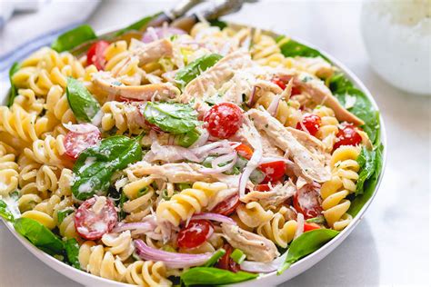 How many carbs are in continental pasta salad w/chicken and ranch dressing - calories, carbs, nutrition