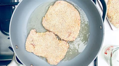 How many carbs are in country style pork cutlet (835.0) - calories, carbs, nutrition