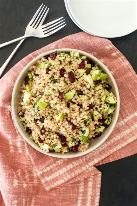 How many carbs are in couscous with apple, cranberry & walnut - calories, carbs, nutrition