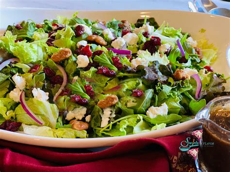 How many carbs are in cranberry and walnut salad - calories, carbs, nutrition