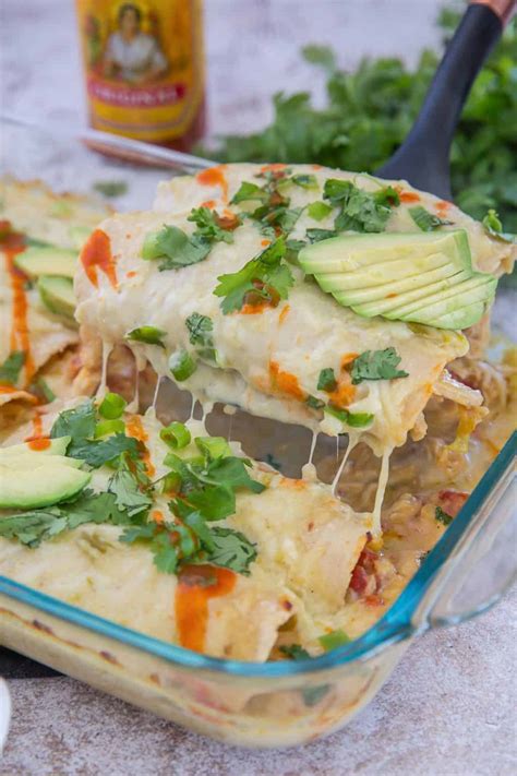 How many carbs are in cream style chicken enchiladas - calories, carbs, nutrition