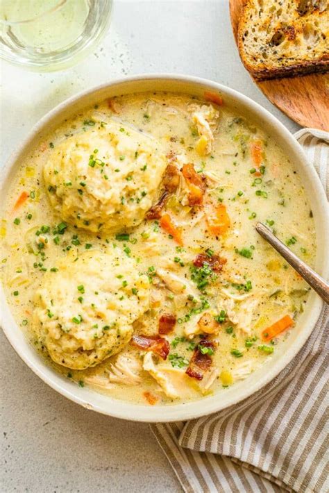 How many carbs are in creamy chicken and dumplings - calories, carbs, nutrition