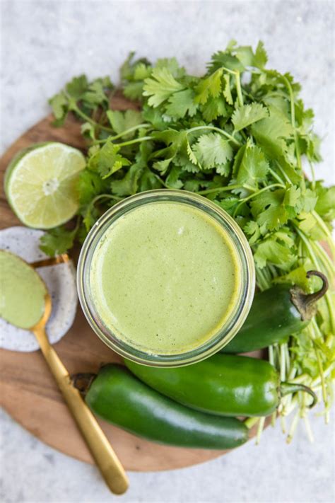 How many carbs are in creamy cilantro dressing - calories, carbs, nutrition