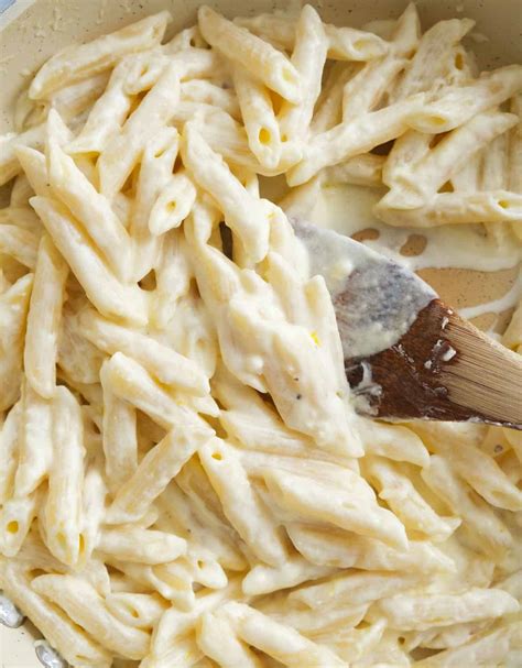 How many carbs are in creamy parmesan penne - calories, carbs, nutrition