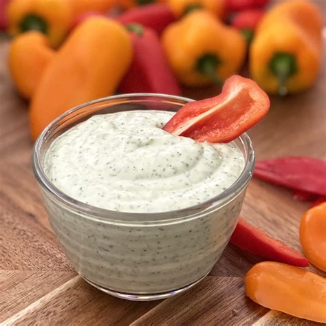 How many carbs are in creamy red jalapeno dressing - calories, carbs, nutrition