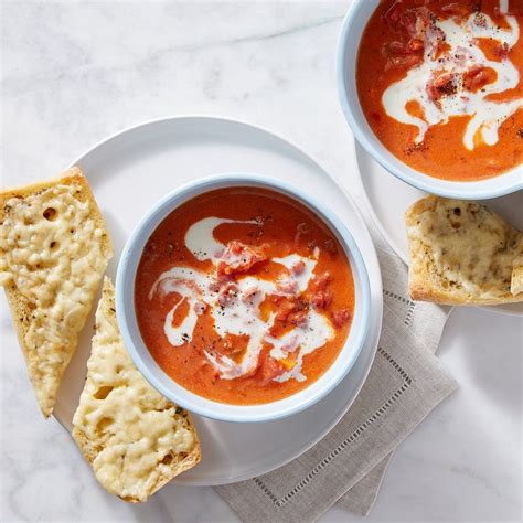 How many carbs are in creamy red pepper with smoked gouda - calories, carbs, nutrition