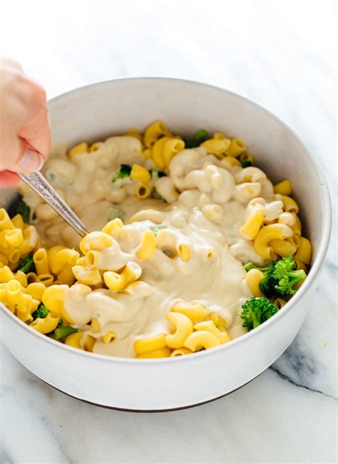 How many carbs are in creamy vegan mac & cheese - calories, carbs, nutrition