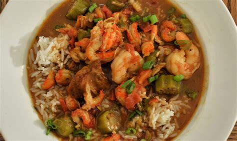 How many carbs are in creole shrimp and crawfish etouffee - calories, carbs, nutrition