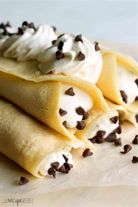 How many carbs are in crepe chocolate mousse cannoli plt - calories, carbs, nutrition