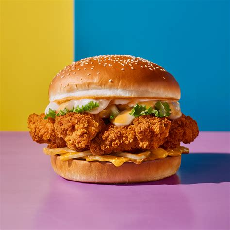 How many carbs are in crispy chicken sandwich - g155 - calories, carbs, nutrition