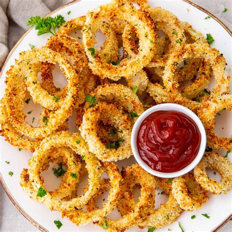 How many carbs are in crispy onion rings (small) - calories, carbs, nutrition