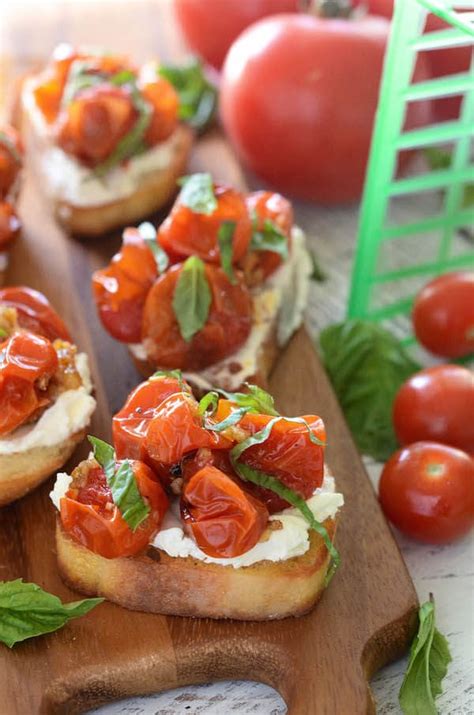 How many carbs are in crostini with garlic - calories, carbs, nutrition