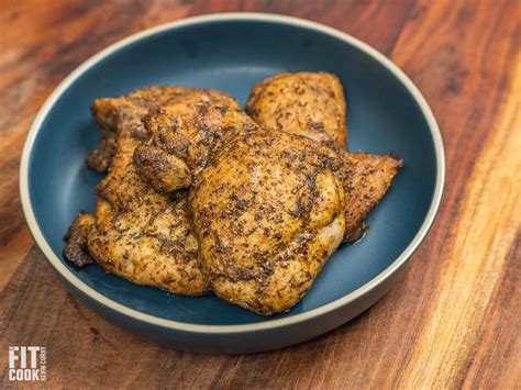 How many carbs are in crusty herb fried chicken - calories, carbs, nutrition