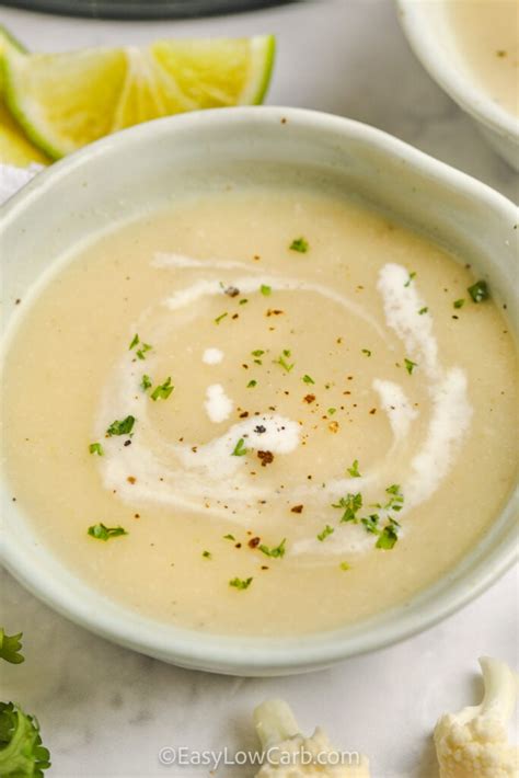 How many carbs are in curried cauliflower soup with queso fresco - calories, carbs, nutrition