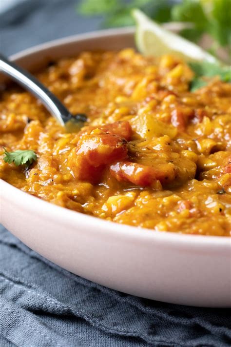 How many carbs are in curried chicken and lentils - calories, carbs, nutrition