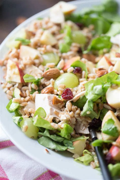 How many carbs are in curried farro salad with shredded chicken on naan bread toast points - calories, carbs, nutrition