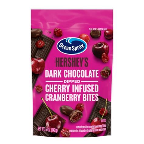 How many carbs are in dark choc cranberry & almond bar - calories, carbs, nutrition