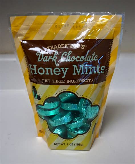 How many carbs are in dark chocolate honey mints - calories, carbs, nutrition