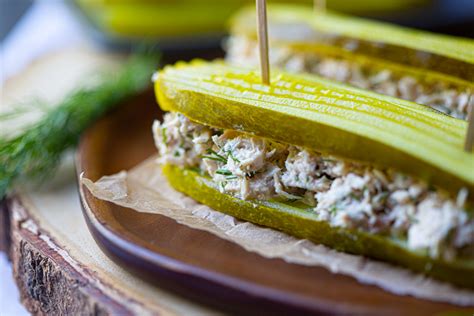 How many carbs are in dill tuna salad - calories, carbs, nutrition