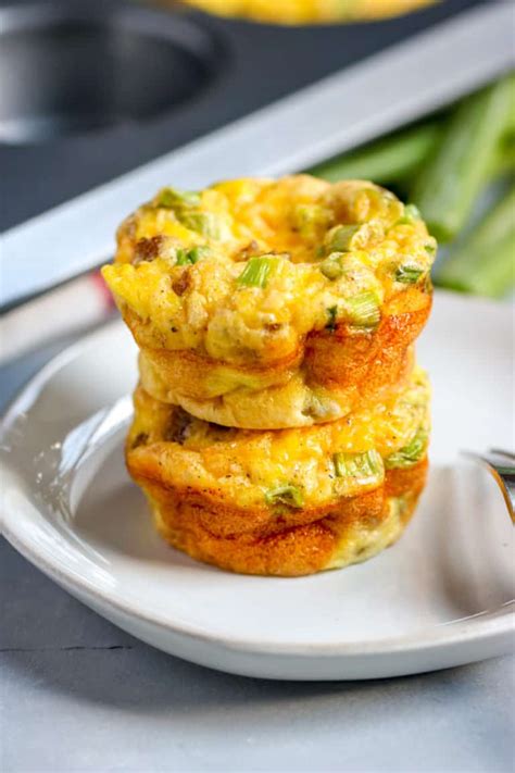 How many carbs are in egg and cheese muffin - calories, carbs, nutrition