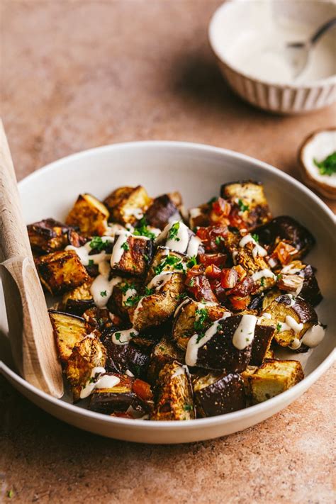 How many carbs are in eggplant roasted balsamic diced 1/2