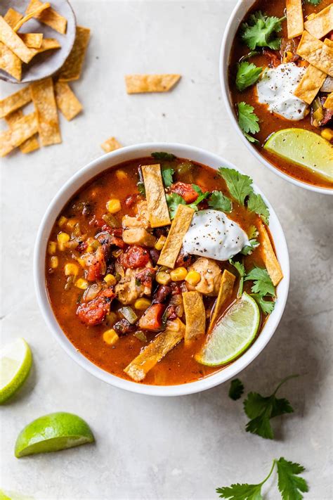 How many carbs are in elements - southwestern chicken broth bowl - calories, carbs, nutrition