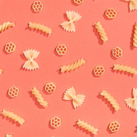 How many carbs are in farfalle & sausage alfredo bake - calories, carbs, nutrition