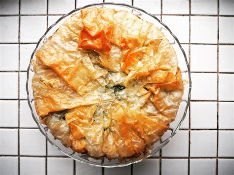 How many carbs are in fennel and leek filo tart - calories, carbs, nutrition