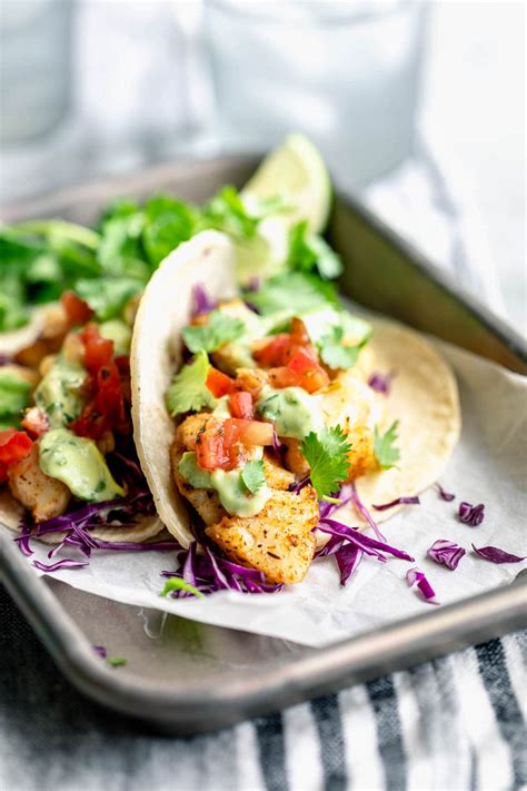 How many carbs are in fish soft tacos (2) - calories, carbs, nutrition