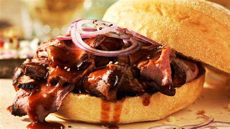 How many carbs are in florida style bbq beef with wheat bun - calories, carbs, nutrition