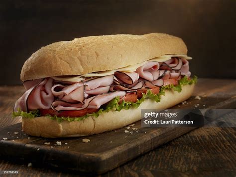 How many carbs are in footlong ham turkey with swiss cheese sub - calories, carbs, nutrition