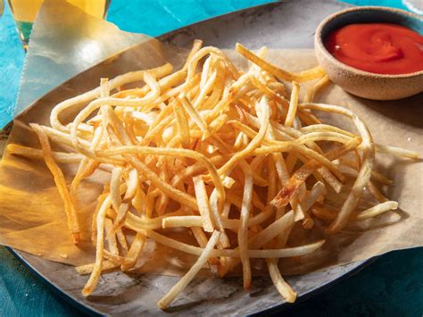 How many carbs are in french fries shoestring cheese sauce scallion - calories, carbs, nutrition