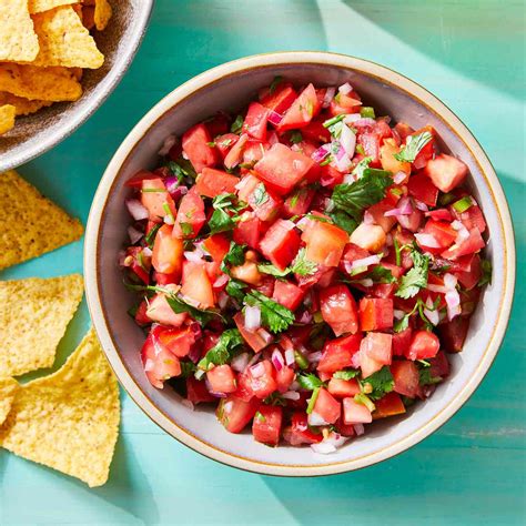 How many carbs are in fresh tomato salsa - calories, carbs, nutrition