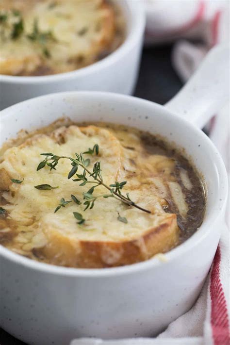 How many carbs are in freshly made french onion soup - calories, carbs, nutrition