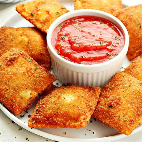 How many carbs are in fried cheese ravioli - calories, carbs, nutrition