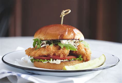 How many carbs are in fried haddock sandwich - calories, carbs, nutrition