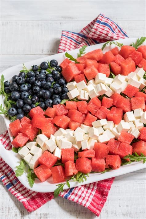 How many carbs are in fruit and cheese plate - calories, carbs, nutrition