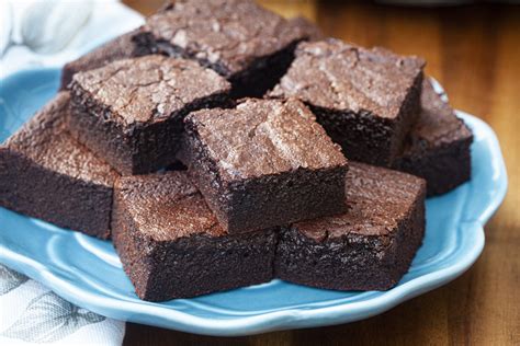 How many carbs are in fudgy brownies - calories, carbs, nutrition