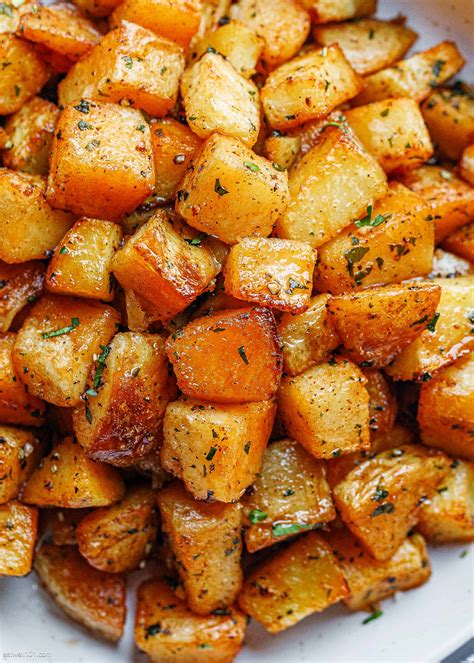 How many carbs are in garlic roasted potatoes - calories, carbs, nutrition