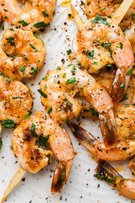 How many carbs are in garlic shrimp skewer plate - calories, carbs, nutrition