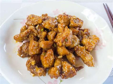 How many carbs are in general tso's pork - calories, carbs, nutrition