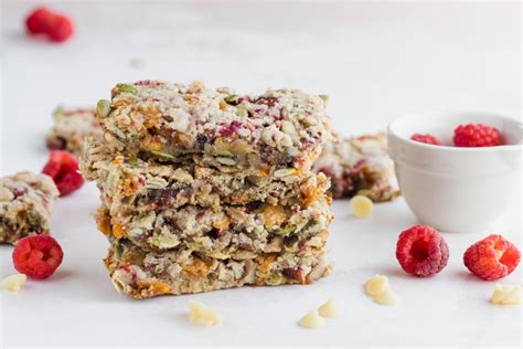 How many carbs are in granola bar raspberry chocolate - calories, carbs, nutrition